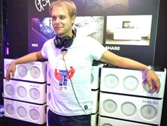 M1X-DJ - Armin van Buuren