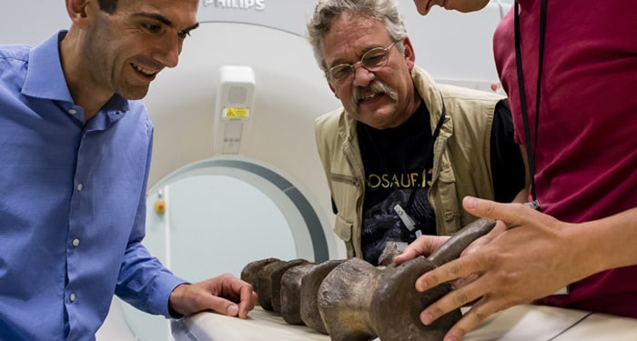 Philips en Naturalis scannen 66 miljoen jaar oude T. rex 'Trix
