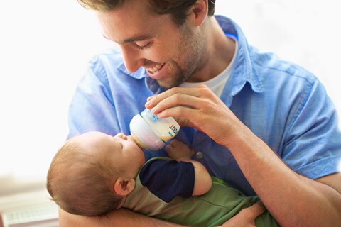 Je baby flesvoeding geven