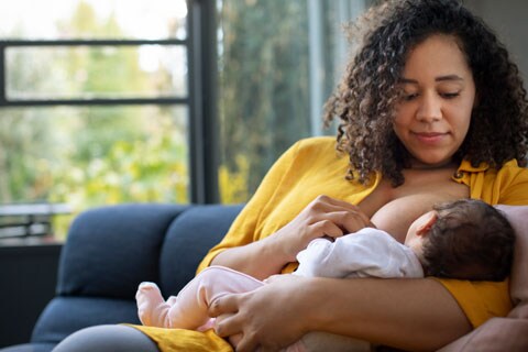 Tips voorpijnlijke tepels bij borstvoeding