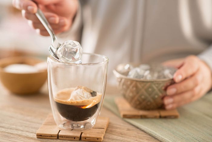 Iced coffee maken: de voorbereidingen