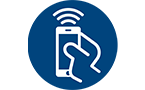 Controle icon, Hand die een mobiele telefoon met afstandssignaal vasthoudt
