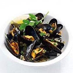 Mussels with salsa verde | Philips
