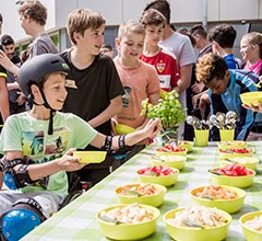 Kinderen maken een smoothie met GORILLA