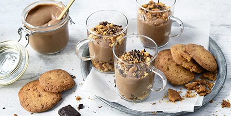 Koffie chocolademousse met Amsterdamse koggetjes