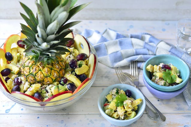 Zomerse pastasalade met ananas