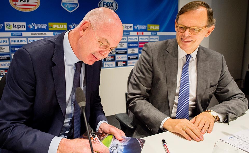 Philips-PSV Sponsorcontract tekenen