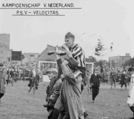 PSV landskampioen eerste keer
