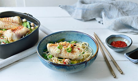 Kabeljauw met miso en noodles