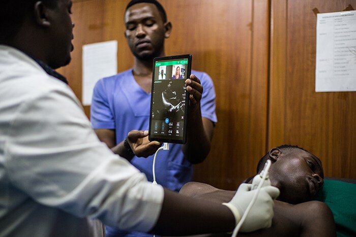 Philips Lumify with Reacts links specialists around the globe with physicians in Rwanda (opent in een nieuw tabblad)