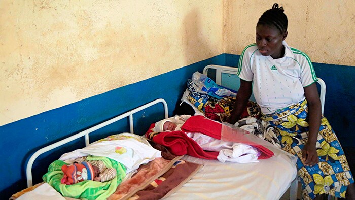 Philips werkt samen met het UNFPA en de regering van de Republiek Congo om de sterfte onder moeders en pasgeboren baby’s terug te dringen