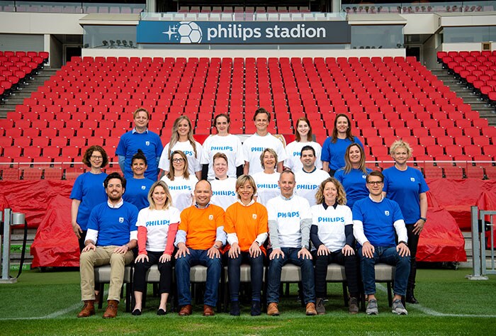 Het Communicatie ‘elftal’ dat, onder leiding van Nanda Huizing (Head Communications, Digital & Brand Philips Benelux) en Steve Klink (Head of Group Press Office Royal Philips), waakt over de reputatie van Philips. (opent in een nieuw tabblad)