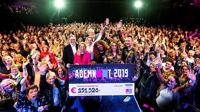 ADEMNOOT (opent in een nieuw tabblad)