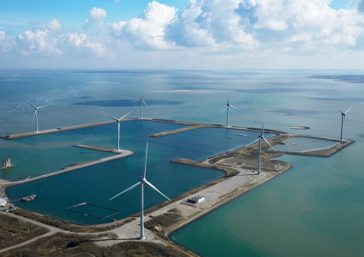 Windpark Bouwdokken provides renewable energy for Philips