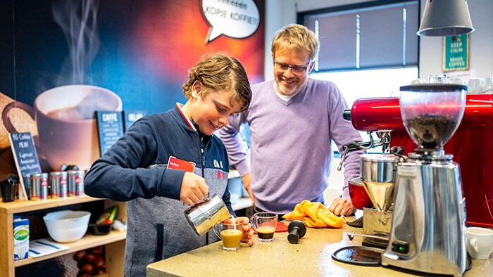Brief van Hidde (11) met innovatief idee leidt tot bezoek aan Philips