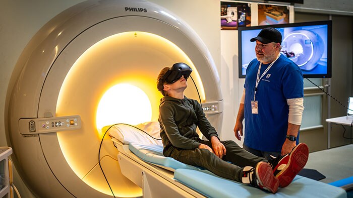 Hoe Philips innovatie in de operatiekamer brengt met AR en AI