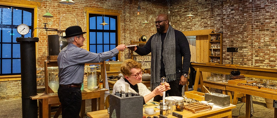 Proeftijd, met een kort verhaal over Anton Philips 